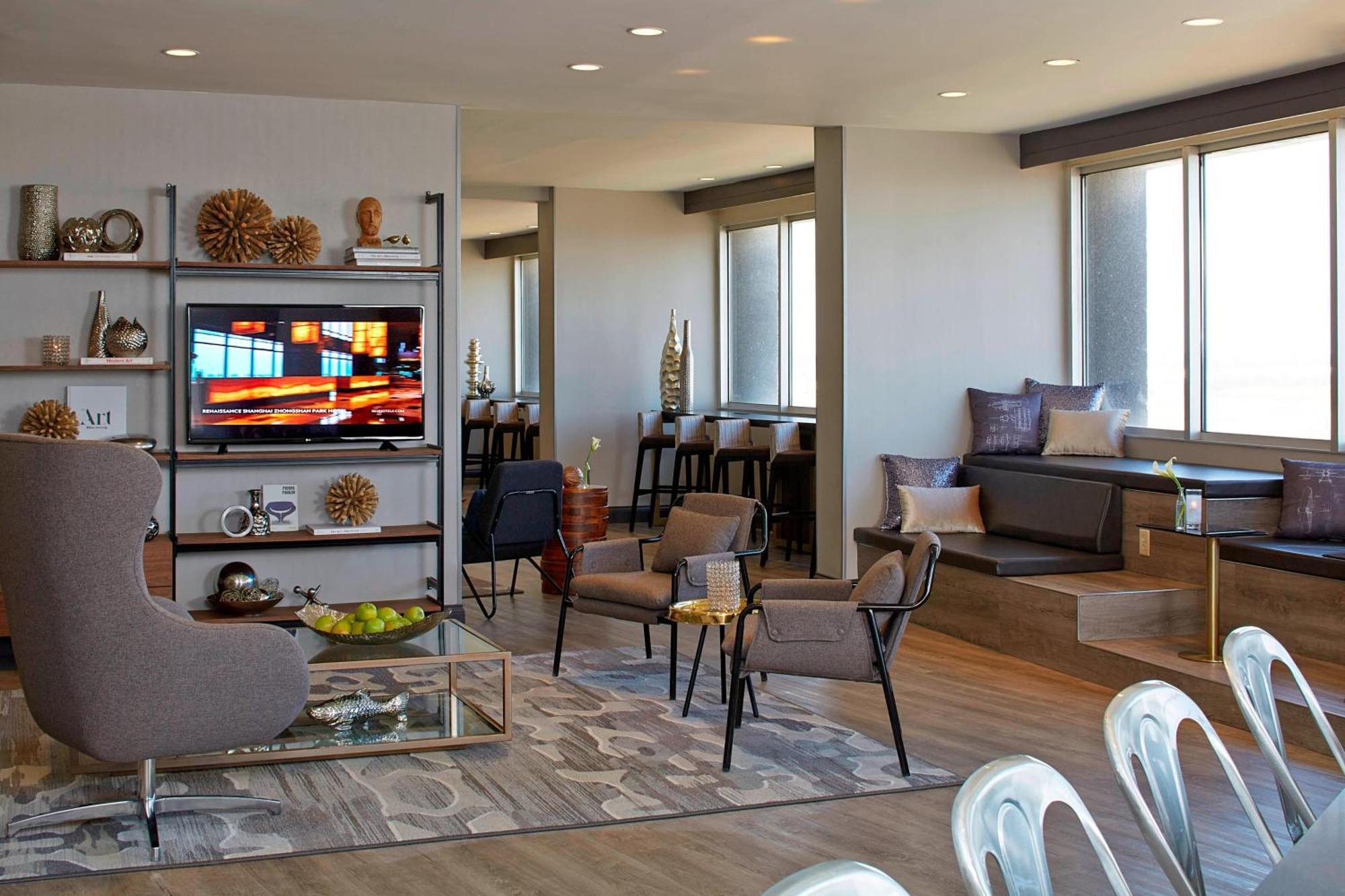 Renaissance St. Louis Airport Hotel Berkeley Экстерьер фото