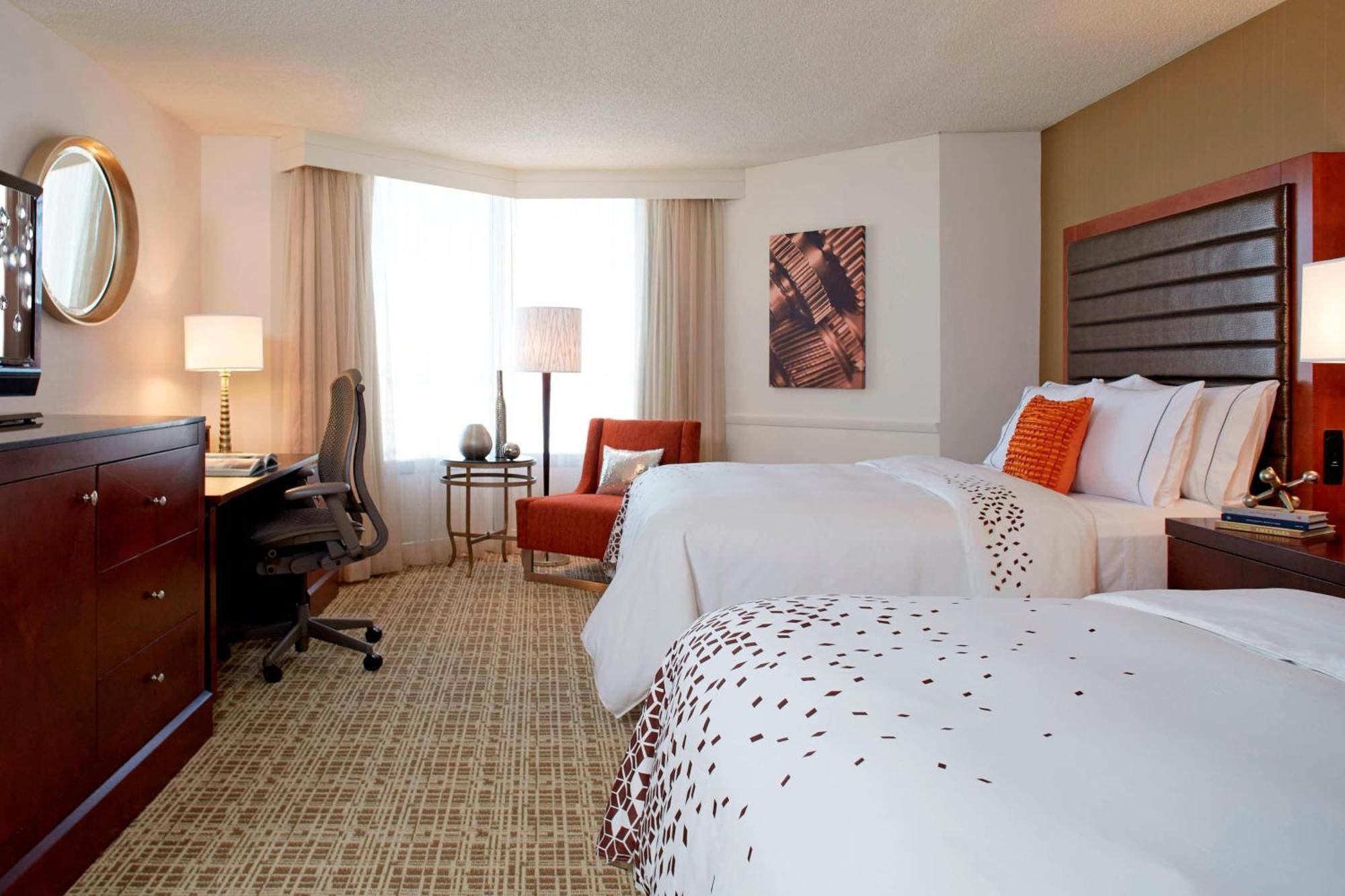 Renaissance St. Louis Airport Hotel Berkeley Экстерьер фото